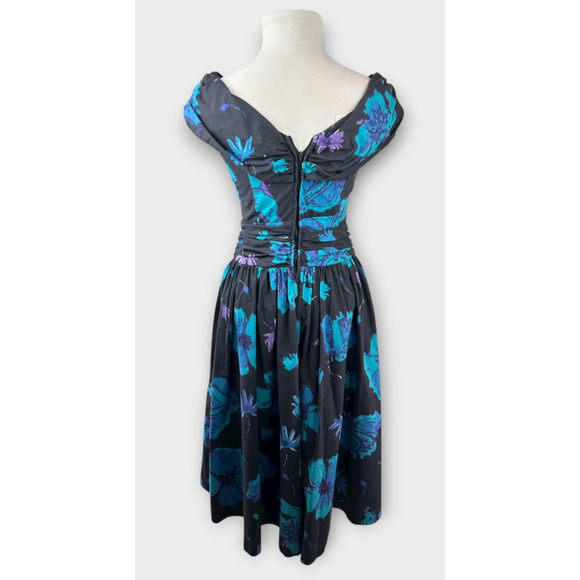 Vintage Laura Ashley Dark Floral 80's Style Dress Fit & Flare Rockabilly US 14 - Picture 4 of 16